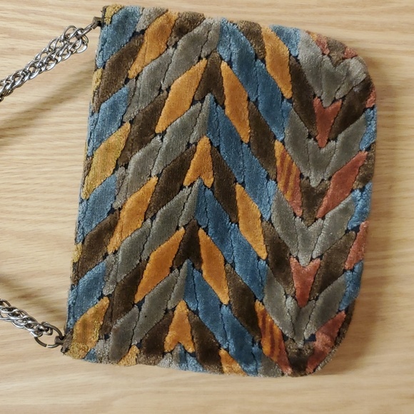 Vintage Carpet Purse - Picture 3 of 5